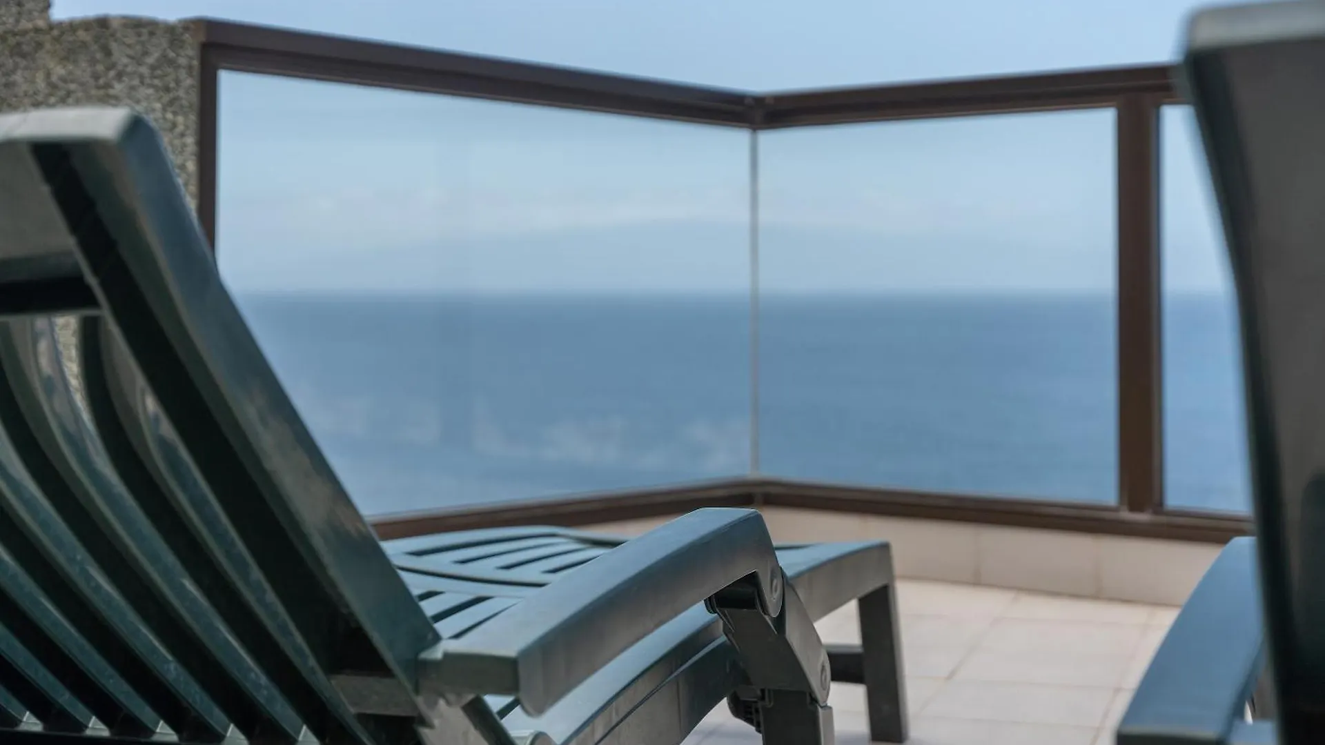 Apartment Al Mar Los Gigantes Puerto de Santiago  Spain